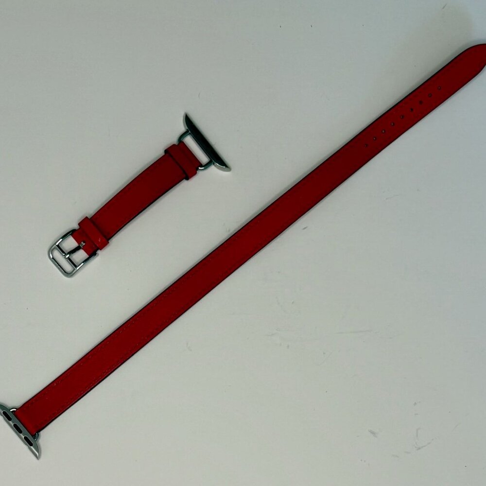 Hermès 41mm Rouge de Cœur Attelage Double Tour Apple Wach Band - NEVER WORN - Picture 2 of 4